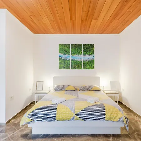 Apartman Apartmaji Mausi