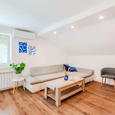 Daire Apartmaji Mausi