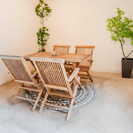 Apartmaji Mausi Lejlighed *