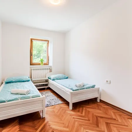 Apartmaji Mausi Apartman