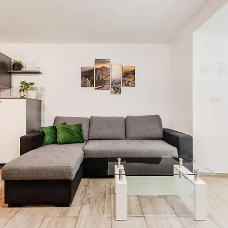 Apartmaji Mausi Apartman