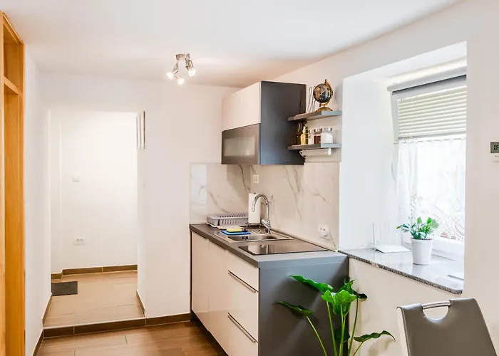 Apartmaji Mausi شقة *