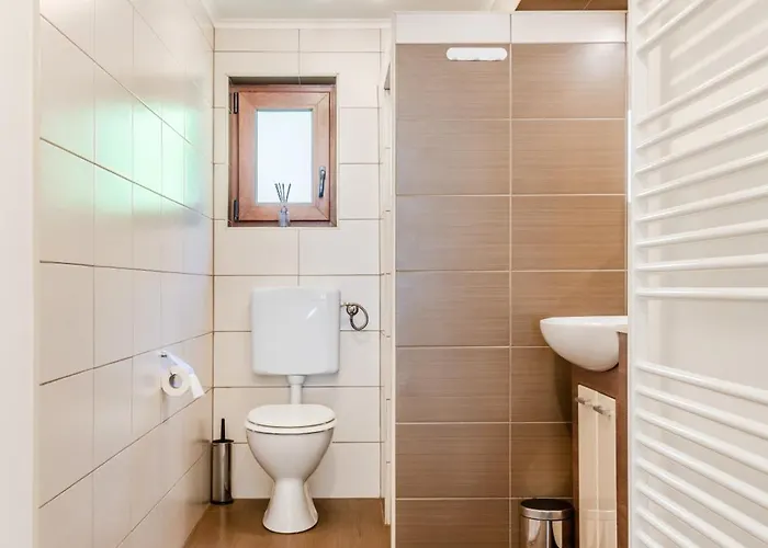 Apartmaji Mausi * بوويتش