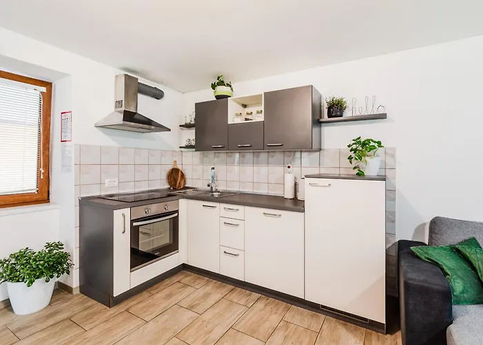 Daire Apartmaji Mausi *